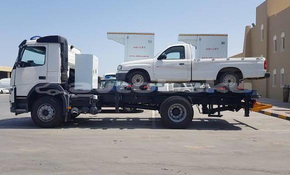 Buy New Iveco Cargo White Truck in Baki in Abseron Buy New Iveco Cargo White Truck in Baki in Abseron