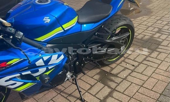 Buy Used Suzuki GSX–R Blue Bike in Agdas in Sirvan Buy Used Suzuki GSX–R Blue Bike in Agdas in Sirvan