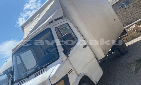 Buy Used Mercedes‒Benz 1213 White Truck in Baki in Abseron Buy Used Mercedes‒Benz 1213 White Truck in Baki in Abseron