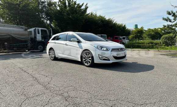 Buy Used Hyundai i40 White Car in Baki in Abseron Buy Used Hyundai i40 White Car in Baki in Abseron