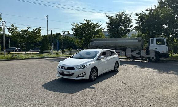 Buy Used Hyundai i40 White Car in Baki in Abseron Buy Used Hyundai i40 White Car in Baki in Abseron