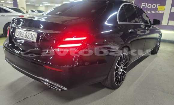 Buy Used Mercedes-Benz E-Classe Black Car in Baki in Abseron Buy Used Mercedes-Benz E-Classe Black Car in Baki in Abseron