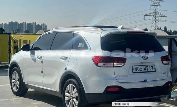 Buy Used Kia Sorento White Car in Baki in Abseron Buy Used Kia Sorento White Car in Baki in Abseron