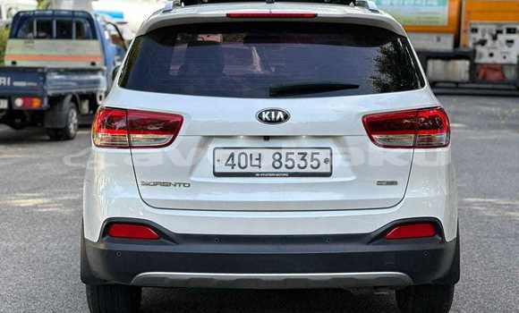 Buy Used Kia Opirus White Car in Baki in Abseron Buy Used Kia Opirus White Car in Baki in Abseron