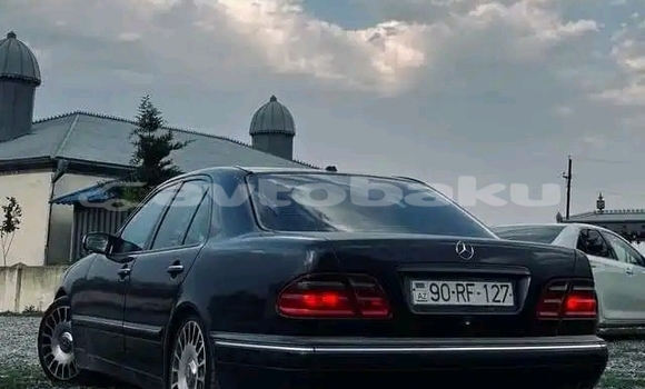 Buy Used Mercedes-Benz E-Classe Black Car in Baki in Abseron Buy Used Mercedes-Benz E-Classe Black Car in Baki in Abseron