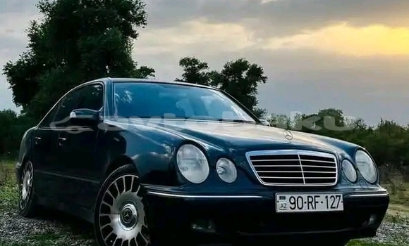 Buy Used Mercedes-Benz E-Classe Black Car in Baki in Abseron Buy Used Mercedes-Benz E-Classe Black Car in Baki in Abseron