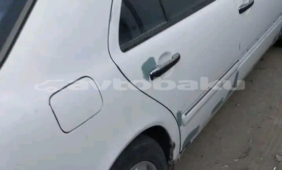 Buy Used Mercedes-Benz E–Class White Car in Baki in Abseron Buy Used Mercedes-Benz E–Class White Car in Baki in Abseron
