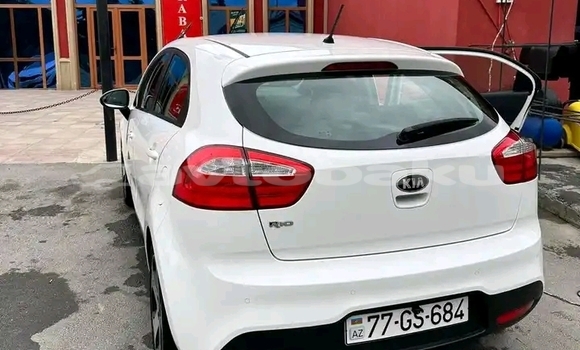 Buy Used Kia Rio White Car in Baki in Abseron Buy Used Kia Rio White Car in Baki in Abseron