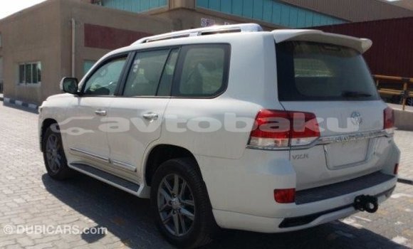 Buy Import Toyota Land Cruiser White Car in Import - Dubai in Abseron Buy Import Toyota Land Cruiser White Car in Import - Dubai in Abseron