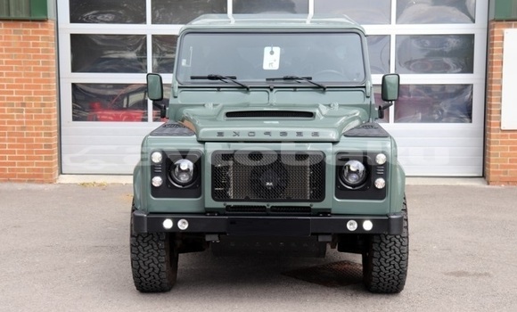 Buy Used Land Rover Defender Green Car in Baki in Abseron Buy Used Land Rover Defender Green Car in Baki in Abseron