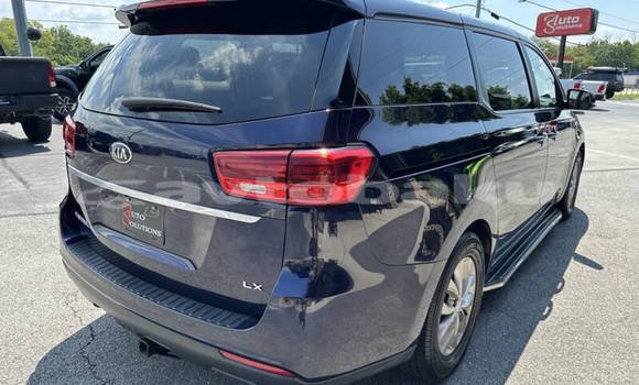 Buy Used Kia Sedona Blue Car in Agstafa in Qazax Buy Used Kia Sedona Blue Car in Agstafa in Qazax