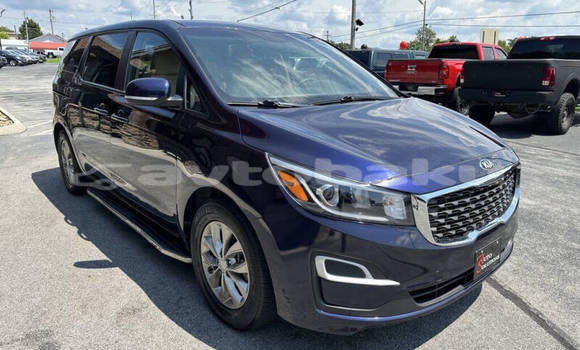 Buy Used Kia Sedona Blue Car in Agstafa in Qazax Buy Used Kia Sedona Blue Car in Agstafa in Qazax