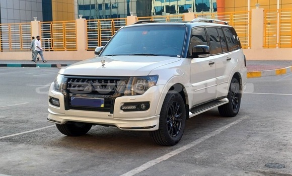 Buy Used Mitsubishi Pajero White Car in Agstafa in Qazax Buy Used Mitsubishi Pajero White Car in Agstafa in Qazax