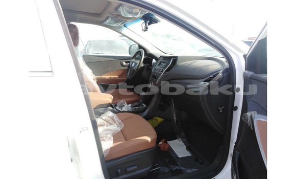 Buy Import Hyundai Santa Fe White Car in Import - Dubai in Abseron Buy Import Hyundai Santa Fe White Car in Import - Dubai in Abseron