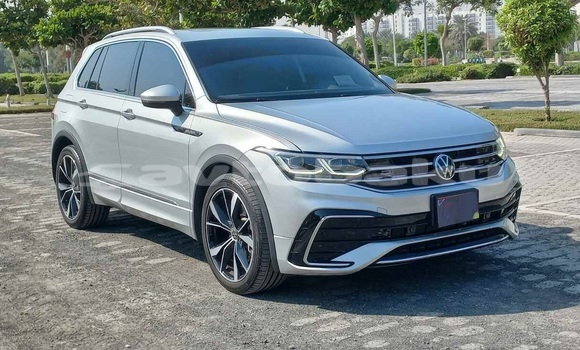 Buy Used Volkswagen Tiguan Silver Car in Saki in Saki Buy Used Volkswagen Tiguan Silver Car in Saki in Saki