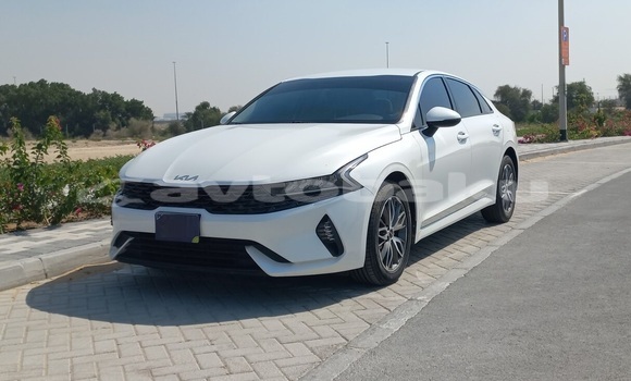 Buy Used Kia K5 White Car in Zaqatala in Saki Buy Used Kia K5 White Car in Zaqatala in Saki