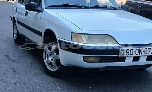 Buy Used Toyota Camry White Car in Ali Bayramli in Mugan-Salyan Buy Used Toyota Camry White Car in Ali Bayramli in Mugan-Salyan