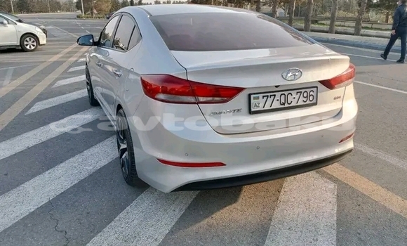 Buy Used Hyundai Elantra White Car in Ali Bayramli in Mugan-Salyan Buy Used Hyundai Elantra White Car in Ali Bayramli in Mugan-Salyan