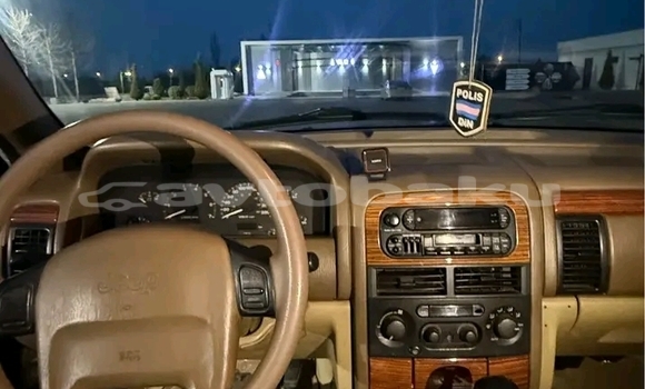 Buy Used Jeep Grand Cherokee Black Car in Ali Bayramli in Mugan-Salyan Buy Used Jeep Grand Cherokee Black Car in Ali Bayramli in Mugan-Salyan