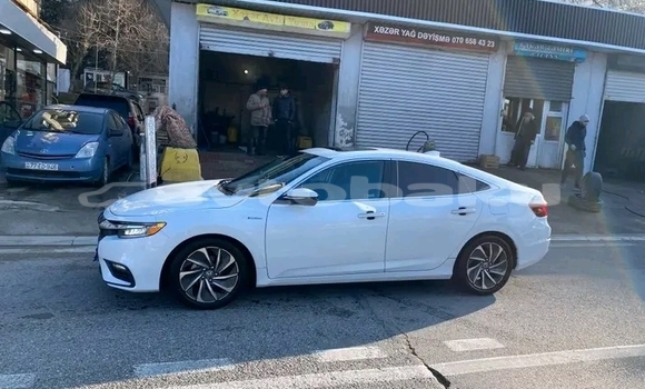 Buy Used Honda Insight White Car in Ali Bayramli in Mugan-Salyan Buy Used Honda Insight White Car in Ali Bayramli in Mugan-Salyan