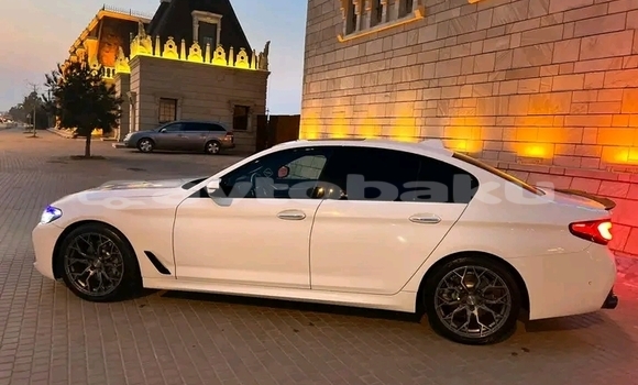 Buy Used BMW 327 White Car in Ali Bayramli in Mugan-Salyan