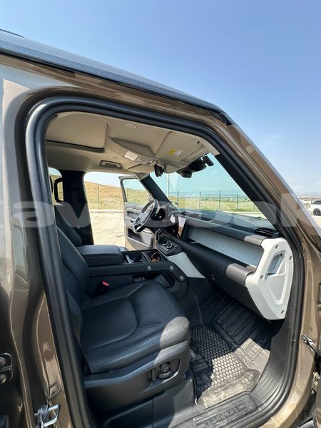 Big with watermark land rover defender mil qarabax tartar 4665