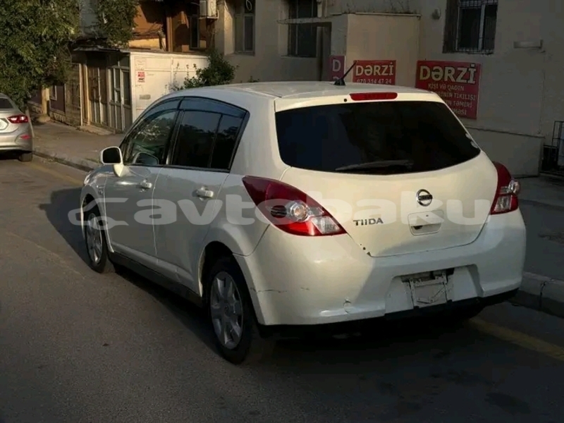Big with watermark nissan tiida abseron alat 4677