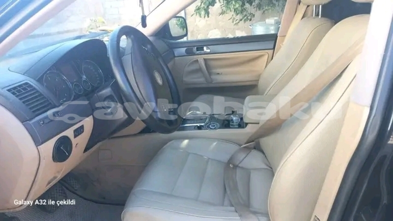 Big with watermark volkswagen touareg abseron alat 4700