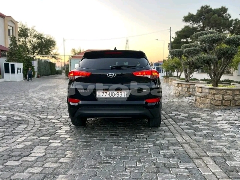 Big with watermark hyundai tucson saki balakan 4713