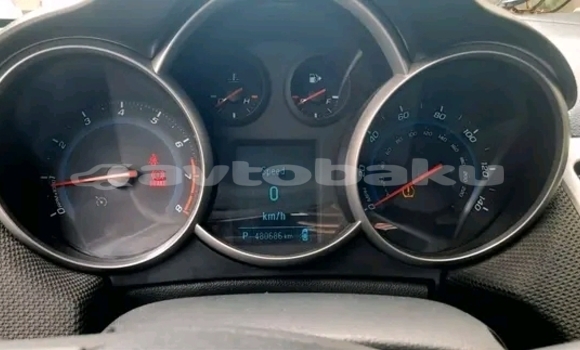 Buy Used Chevrolet Cruze White Car in Ali Bayramli in Mugan-Salyan Buy Used Chevrolet Cruze White Car in Ali Bayramli in Mugan-Salyan