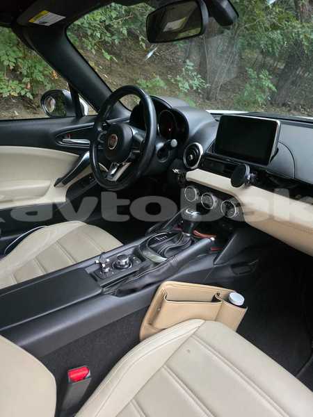 Big with watermark fiat 124 spider abseron baki 4735