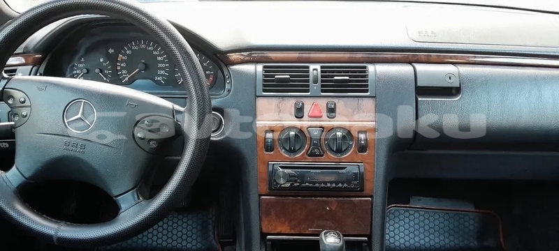 Big with watermark mercedes benz e class abseron sumqayit 4821