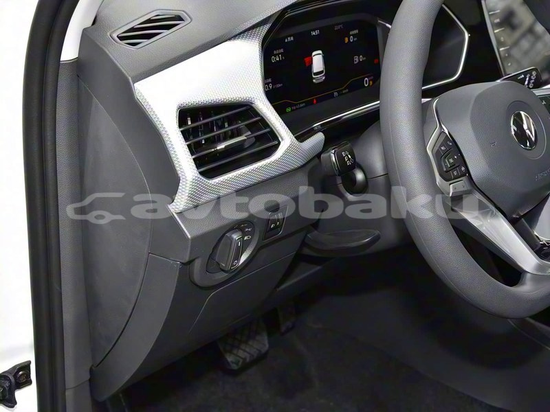 Big with watermark volkswagen taro ganca ganca 4832