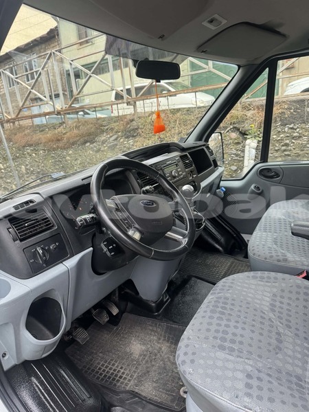 Big with watermark ford e 150 cargo van abseron zirya 4839