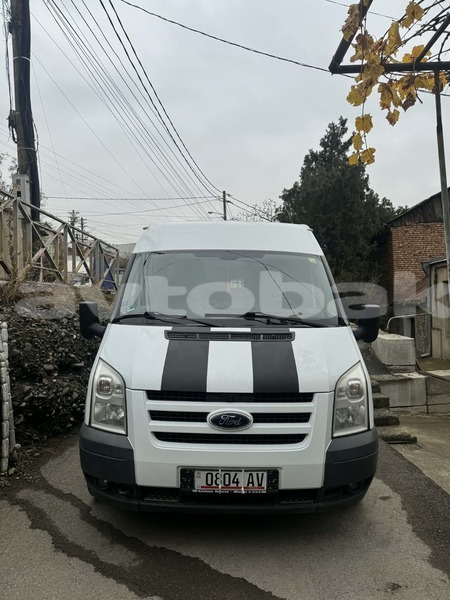 Big with watermark ford e 150 cargo van abseron zirya 4839