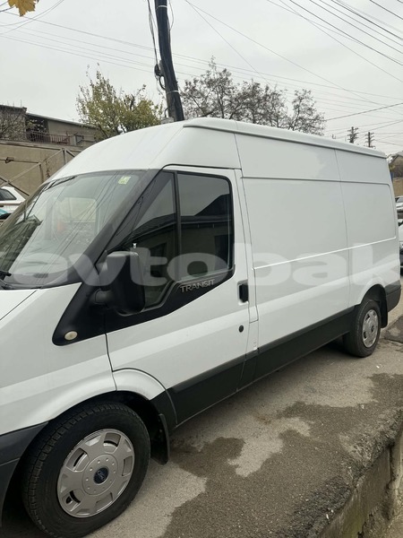 Big with watermark ford e 150 cargo van abseron zirya 4839