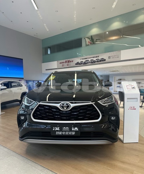 Big with watermark toyota highlander abseron baki 4851