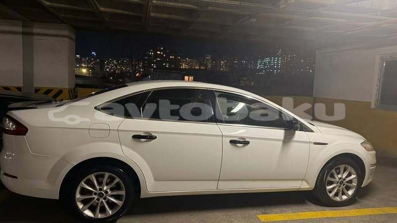 Big with watermark ford mondeo saki amircan 4854