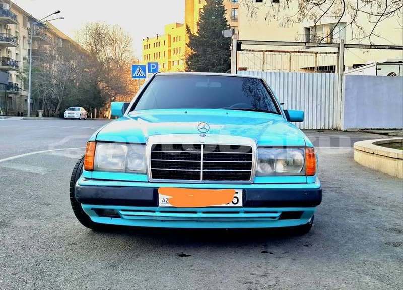 Big with watermark mercedes benz e class abseron baki 4870