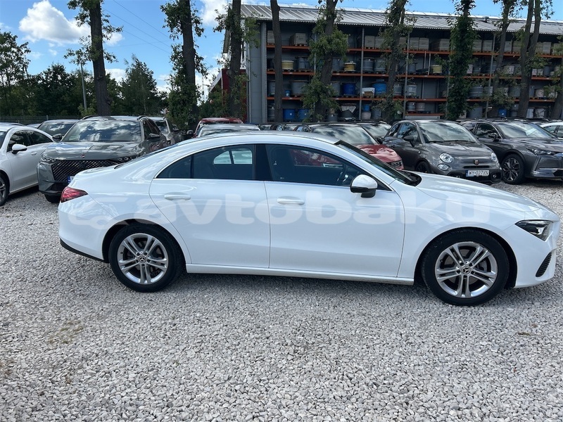 Big with watermark mercedes viano abseron baki 4882