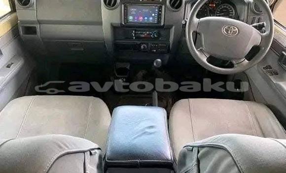 Buy Used Toyota Land Cruiser Beige Car in Baki in Abseron Buy Used Toyota Land Cruiser Beige Car in Baki in Abseron