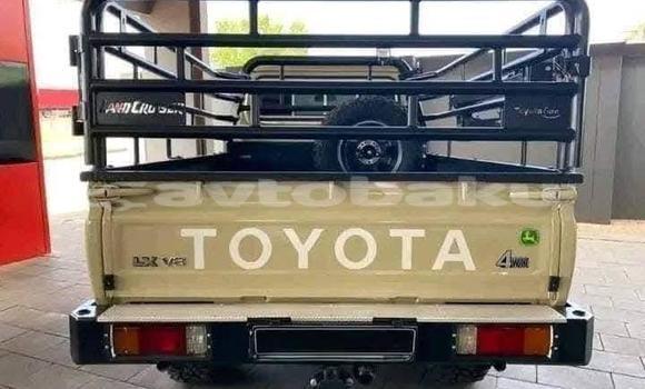 Buy Used Toyota Land Cruiser Beige Car in Baki in Abseron Buy Used Toyota Land Cruiser Beige Car in Baki in Abseron