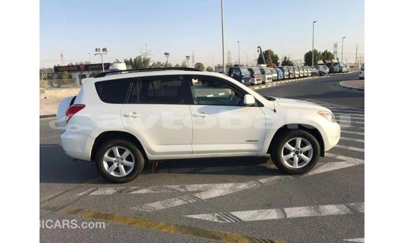 Buy Import Toyota 4Runner White Car in Import - Dubai in Abseron Buy Import Toyota 4Runner White Car in Import - Dubai in Abseron