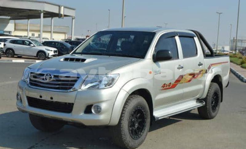 Big with watermark toyota hilux abseron alat 4904