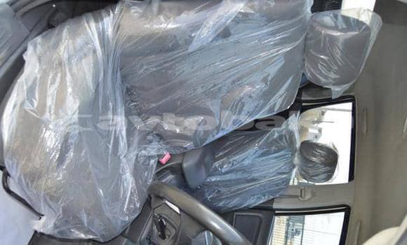 Buy Used Toyota Hilux Silver Car in Alat in Abseron Buy Used Toyota Hilux Silver Car in Alat in Abseron