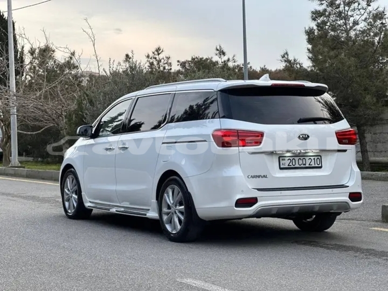 Big with watermark kia carnival abseron bilqax 4909