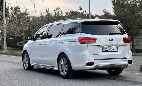 Buy Used Kia Carnival White Car in Bilqax in Abseron Buy Used Kia Carnival White Car in Bilqax in Abseron
