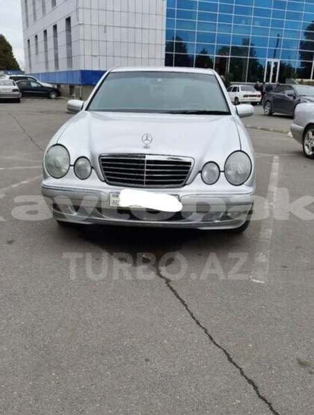 Big with watermark mercedes benz e class abseron baki 4937