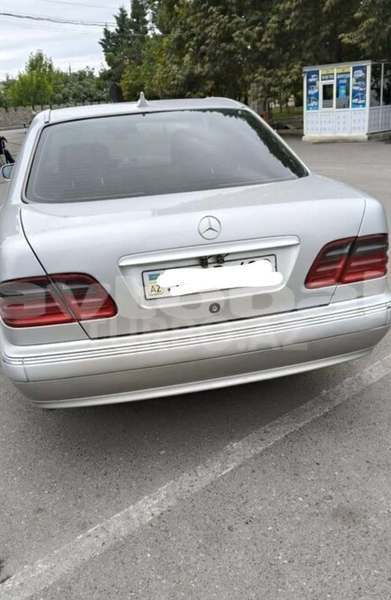 Big with watermark mercedes benz e class abseron baki 4937