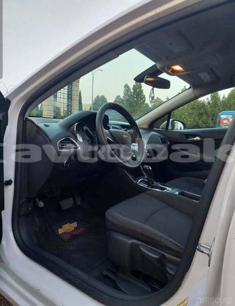 Big with watermark chevrolet cruze abseron baki 4955